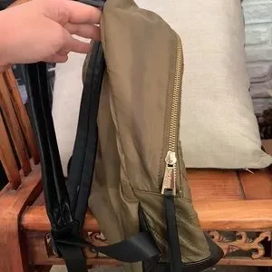 Juicy Couture olive and black backpack carryall bag Juicy Couture | Bags | Juicy Couture Olive And Black  main image 2